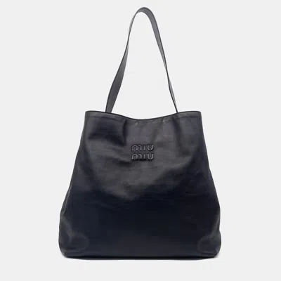 Pre-owned Miu Miu Black Leather Embossed Logo Shoulder Bag