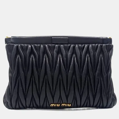 Pre-owned Miu Miu Black Leather Matrasse Clutch