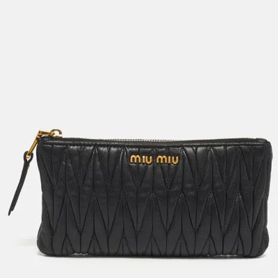 Pre-owned Miu Miu Black Matelassé Leather Zip Pouch