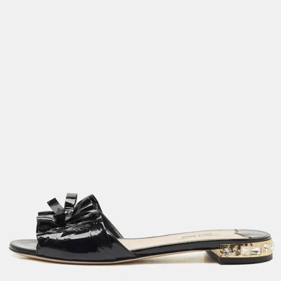Pre-owned Miu Miu Black Patent Leather Crystal Embellished Slide Sandals Size 39