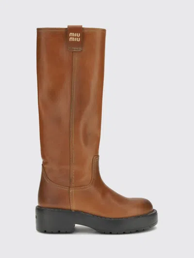 Miu Miu Round Toe Boots In Brown