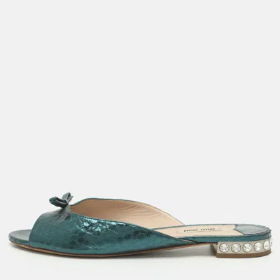 Pre-owned Miu Miu Bow Size 40 Metallic Green Python Embossed Leather Flat Sandals