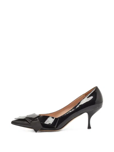 Pre-owned Miu Miu Bow-detail Pointed-toe Pumps In Black