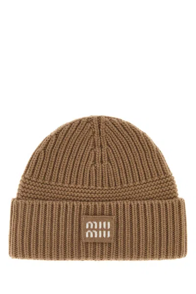 Miu Miu Cappelli Wool-cashmere Ribbed Beanie In Beige