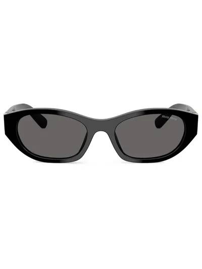 Miu Miu Cat-eye Sunglasses In 黑色