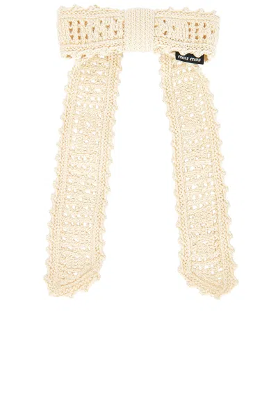 Miu Miu Crochet Filet Bow Beret Hair Clip In Neutral