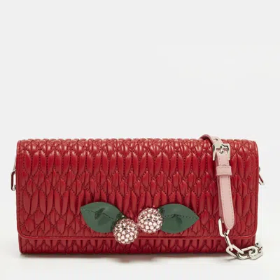 Pre-owned Miu Miu Crystal Embellished Red Matelassé Leather Wallet On Chain
