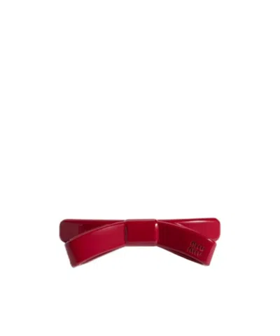 Miu Miu Enameled Metal Hair Clip In Red