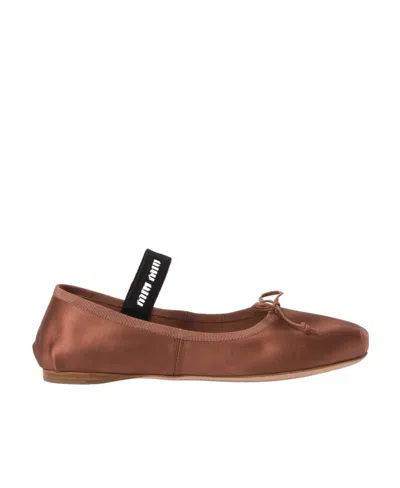 MIU MIU MIU MIU LOGO-STRAP ROUND-TOE BALLERINA SHOES