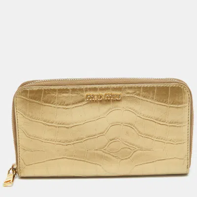 Pre-owned Miu Miu Gold Croc Embossed Leather Zip Around Wallet