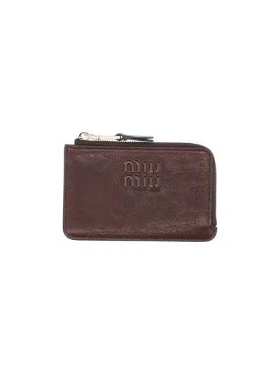 Miu Miu Grained Lambskin Zip Card Holder In Brown