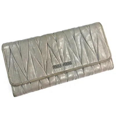 Pre-owned Miu Miu Gray Leather Long Wallet (bi-fold) ()