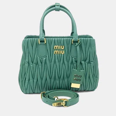 Pre-owned Miu Miu Green Leather Matrasé Tote And Shoulder Bag (5ba258)