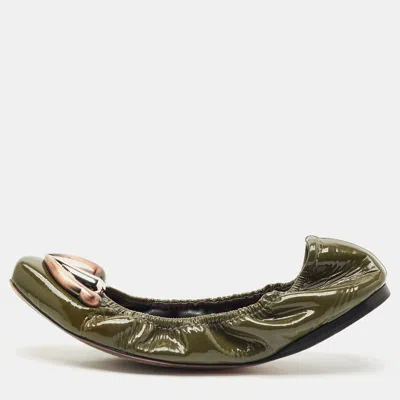 Pre-owned Miu Miu Green Patent Leather Scrunch Ballet Flats Size 39.5