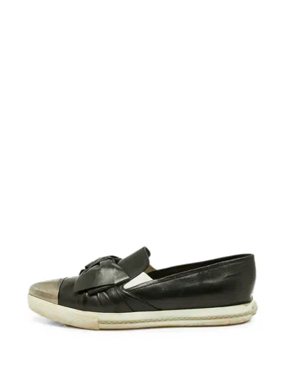 Pre-owned Miu Miu Knot Bow Loafers In Black