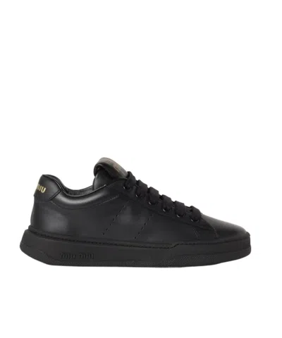 Miu Miu Lace-up Low-cut Casual Shoes In Black