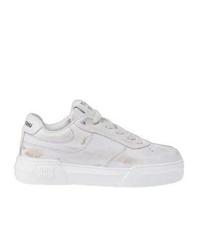 Miu Miu Lace-up Low-cut Casual Shoes In White
