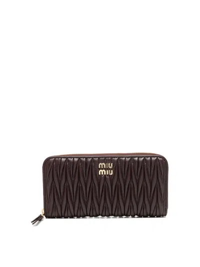 Miu Miu Large Matelass Leather Wallet In Radica
