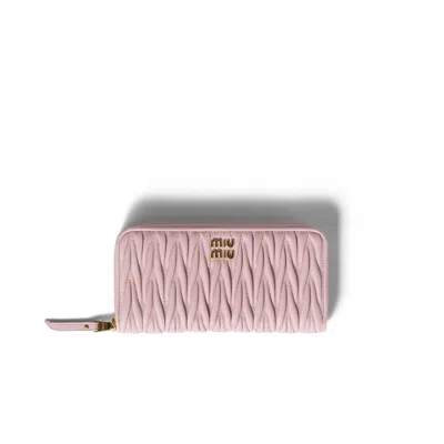 Miu Miu Large Matelassé Nappa Leather Wallet In Pink