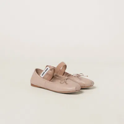 Miu Miu Logo-printed Bow Detailed Ballerina Shoes In Brown