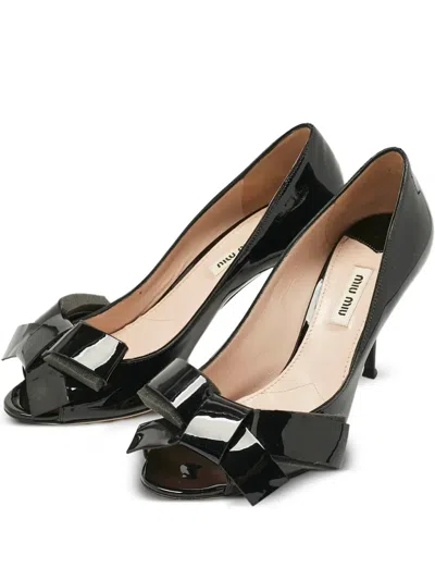 Pre-owned Miu Miu Leather Bow-detail Pumps In Black