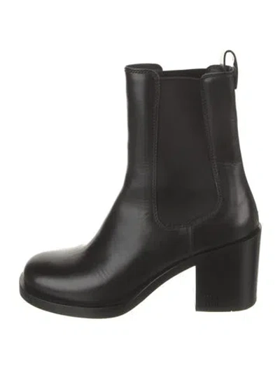 Pre-owned Miu Miu Leather Chelsea Boots In Black