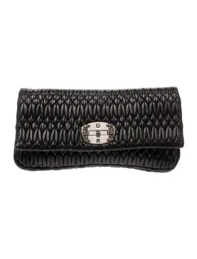 Pre-owned Miu Miu Leather Clutch In Black
