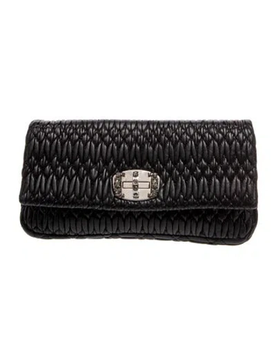 Pre-owned Miu Miu Leather Clutch In Black