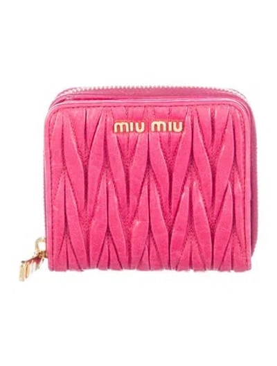 Pre-owned Miu Miu Leather Compact Wallet In Pink