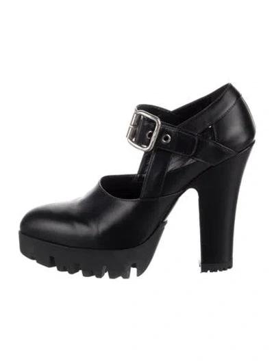 Pre-owned Miu Miu Leather Cutout Accent Pumps In Black/blue