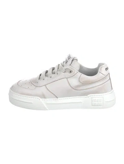 Pre-owned Miu Miu Leather Distressed Accents Sneakers In White