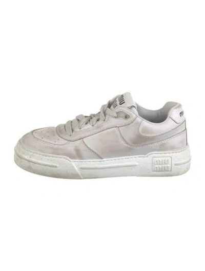 Pre-owned Miu Miu Leather Distressed Accents Sneakers In White