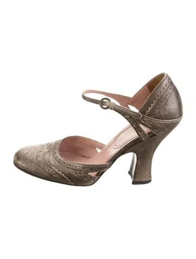 Pre-owned Miu Miu Leather Eyelet Trim Pumps In Neutrals