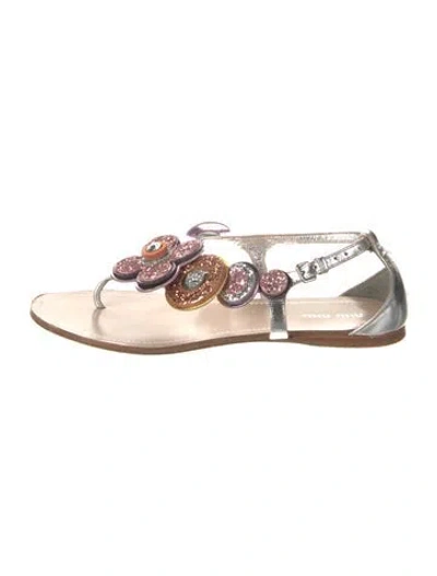 Pre-owned Miu Miu Leather Floral Print Flip Flops In Silver