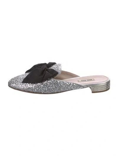 Pre-owned Miu Miu Leather Glitter Accents Mules In Silver