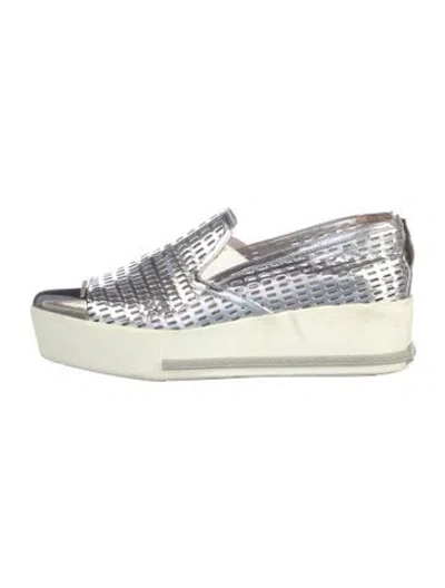 Pre-owned Miu Miu Leather Lasercut Accents Flats In Silver