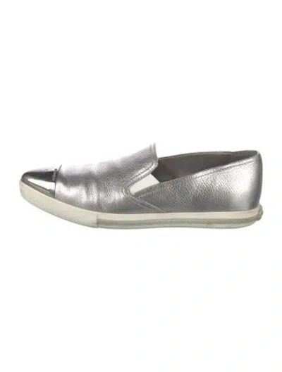 Pre-owned Miu Miu Leather Loafers In Silver