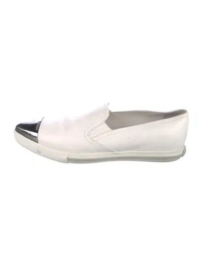Pre-owned Miu Miu Leather Loafers In White