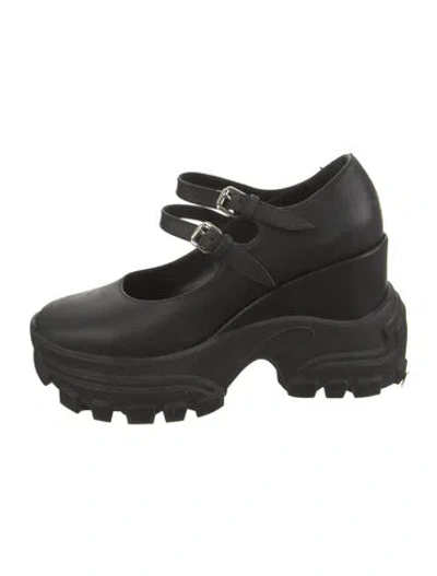 Pre-owned Miu Miu Leather Pumps In Black