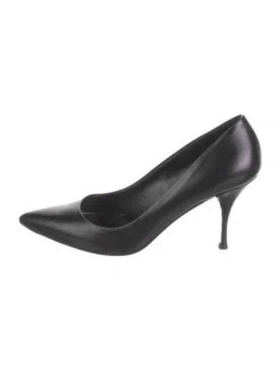 Pre-owned Miu Miu Leather Pumps In Black