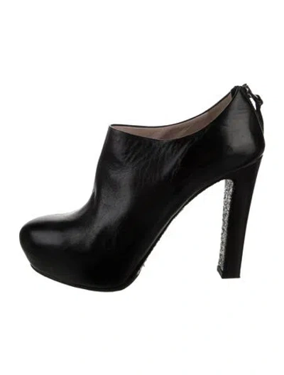 Pre-owned Miu Miu Leather Pumps In Black