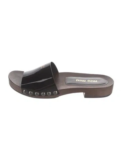 Pre-owned Miu Miu Leather Slides In Gray