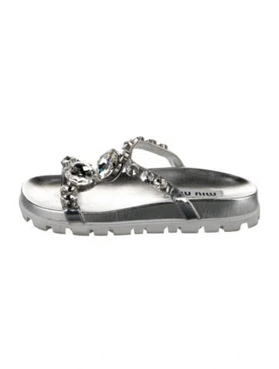 Pre-owned Miu Miu Leather Slides In Metallic/silver