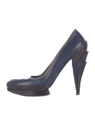 Pre-owned Miu Miu Leather Slingback Pumps In Gray