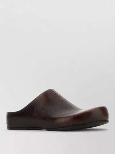 Miu Miu Leather Slippers Round Toe Textured Finish In Brown