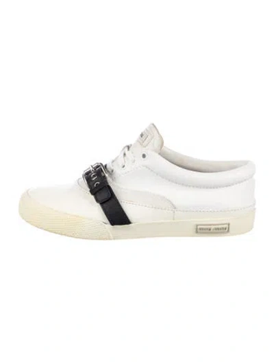 Pre-owned Miu Miu Leather Sneakers In White