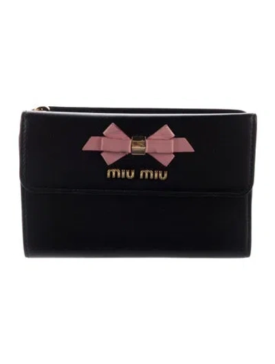 Pre-owned Miu Miu Leather Wallet In Black