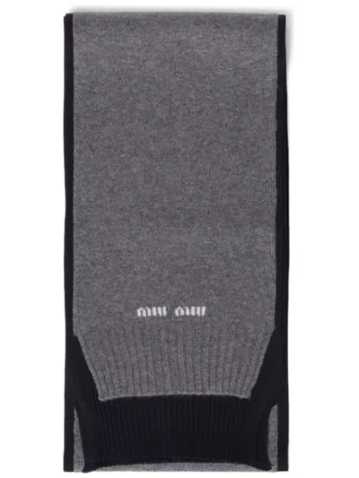 Miu Miu Logo Intarsia-knit Scarf In Gray
