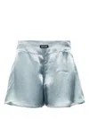 Miu Miu Shorts Mit Logo-patch In Blau