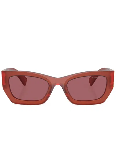 Miu Miu Logo-plaque Rectangle-frame Sunglasses In Red